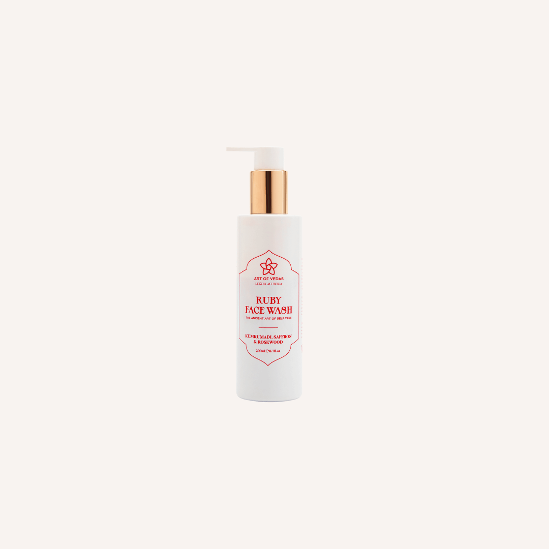 Enhance the radiance of your skin with Art of Vedas Ayurvedic Kumkumadi Face Wash, a pure blend of fresh Ayurvedic herbs that cleanses, purifies, and revitalizes your complexion for a natural, glowing glow.